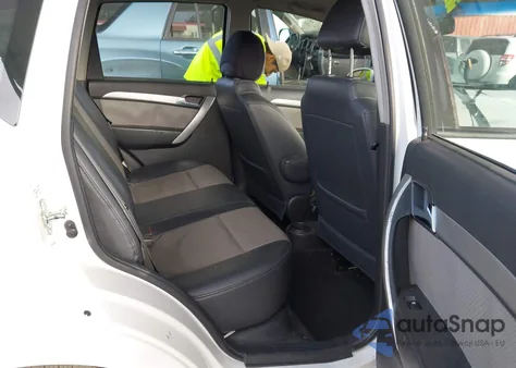 2011 Chevrolet Aveo 2Lt z USA, uszkodzony, nr VIN KL1TG6DE7BB124640